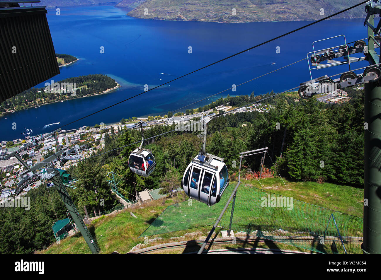 Cable car ride in Queenstown, New Zealand Stock Photo Alamy