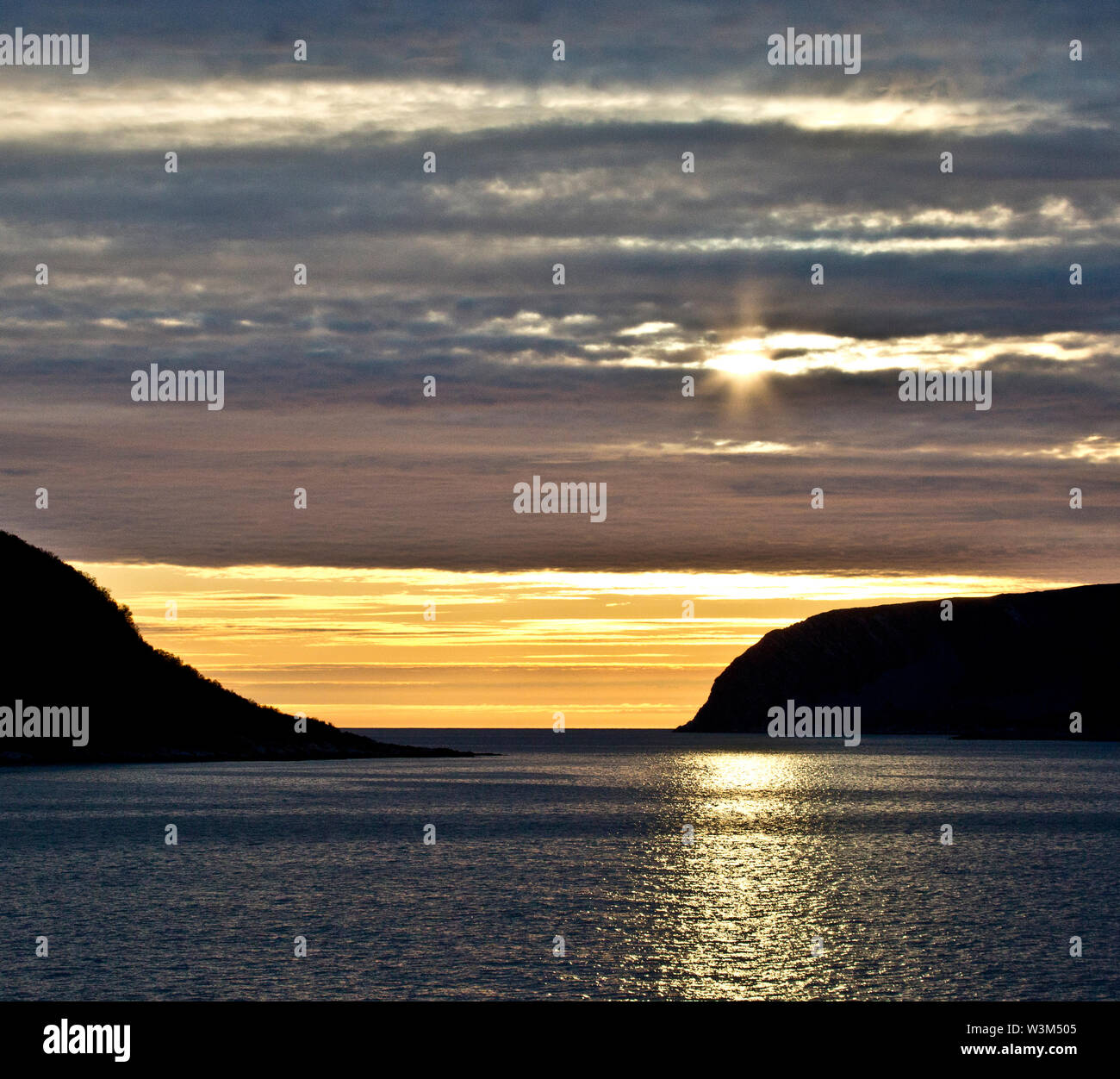 The land of the midnight sun, Norway, Arctic circle Stock Photo Alamy