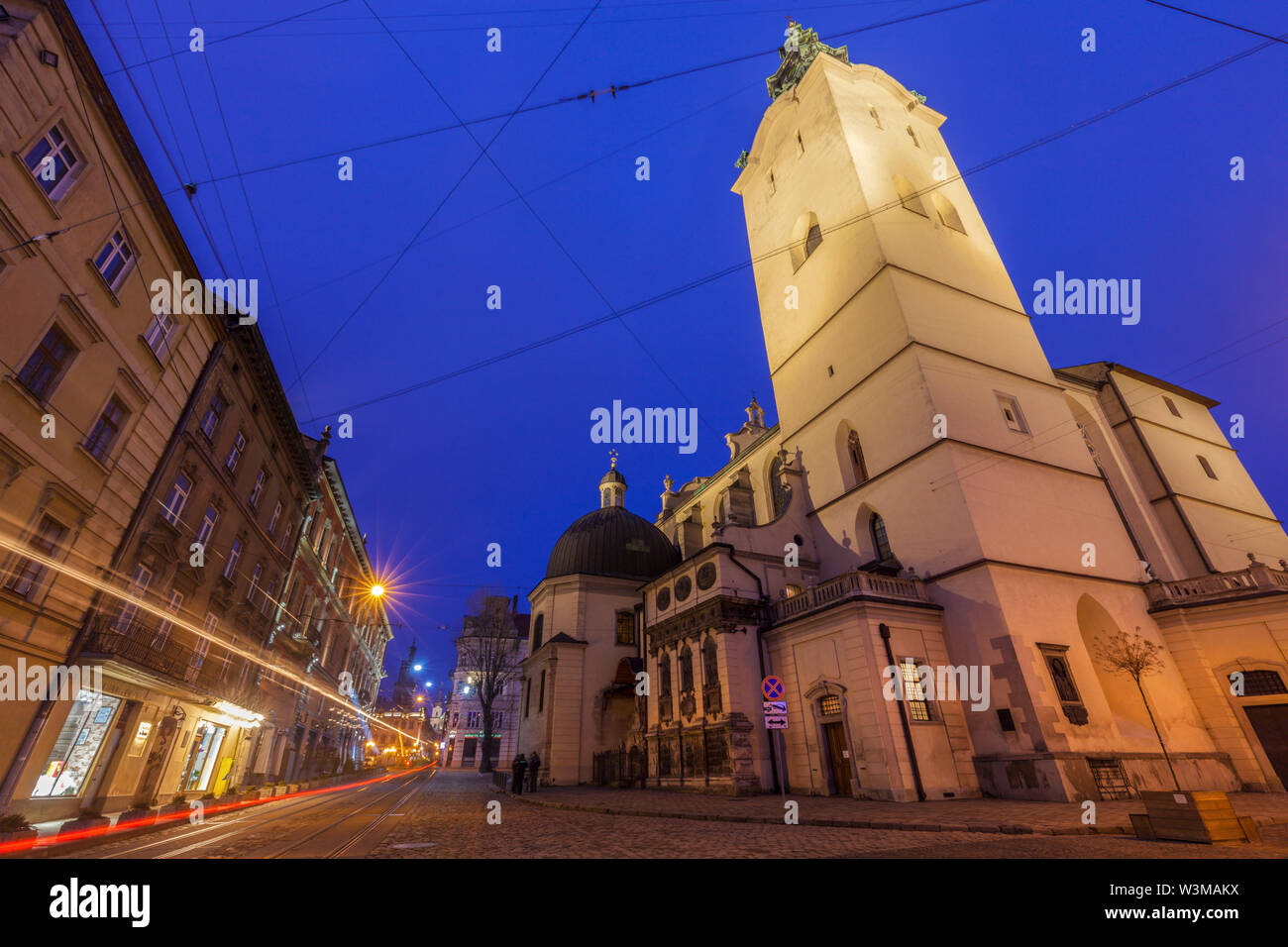 Low angle view of Latin Cathedral at night in Lviv, Ukraine Stock Photo