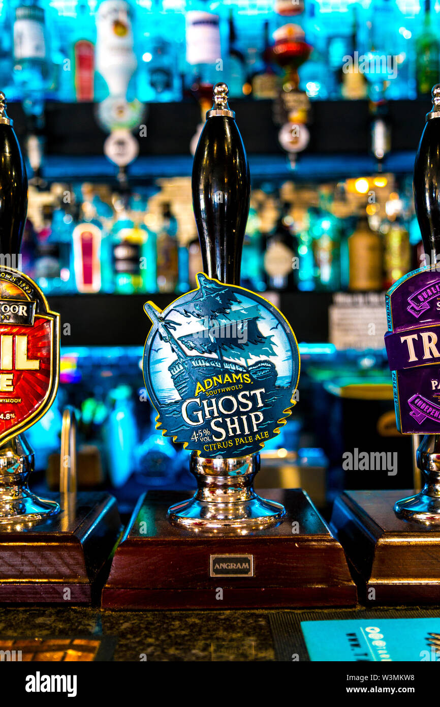 Ghost Ship beer on tap (The Mermaid Inn), Newquay, Cornwall, UK Stock Photo