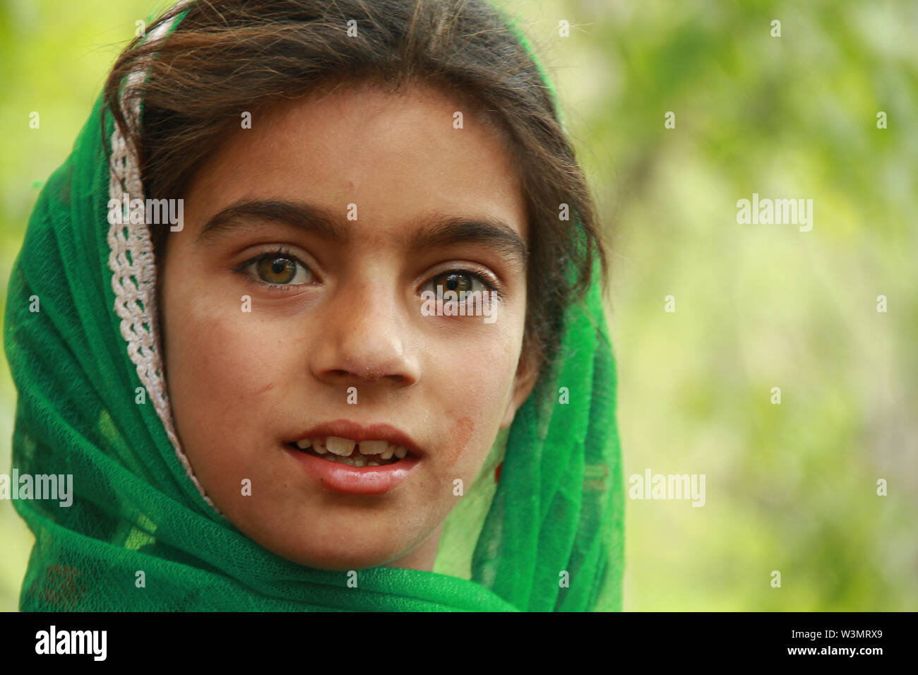 portrait-of-a-nomad-girl-stock-photo-alamy