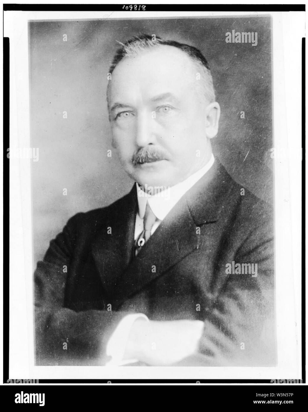 Clifford Sifton, halflength portrait, facing slightly left, arms