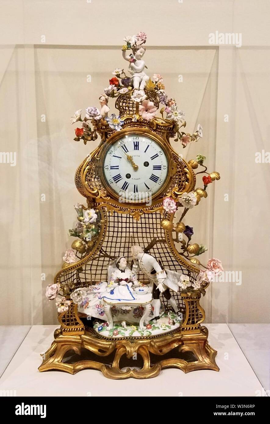 Porcelain clock hi-res stock photography and images - Page 2 - Alamy