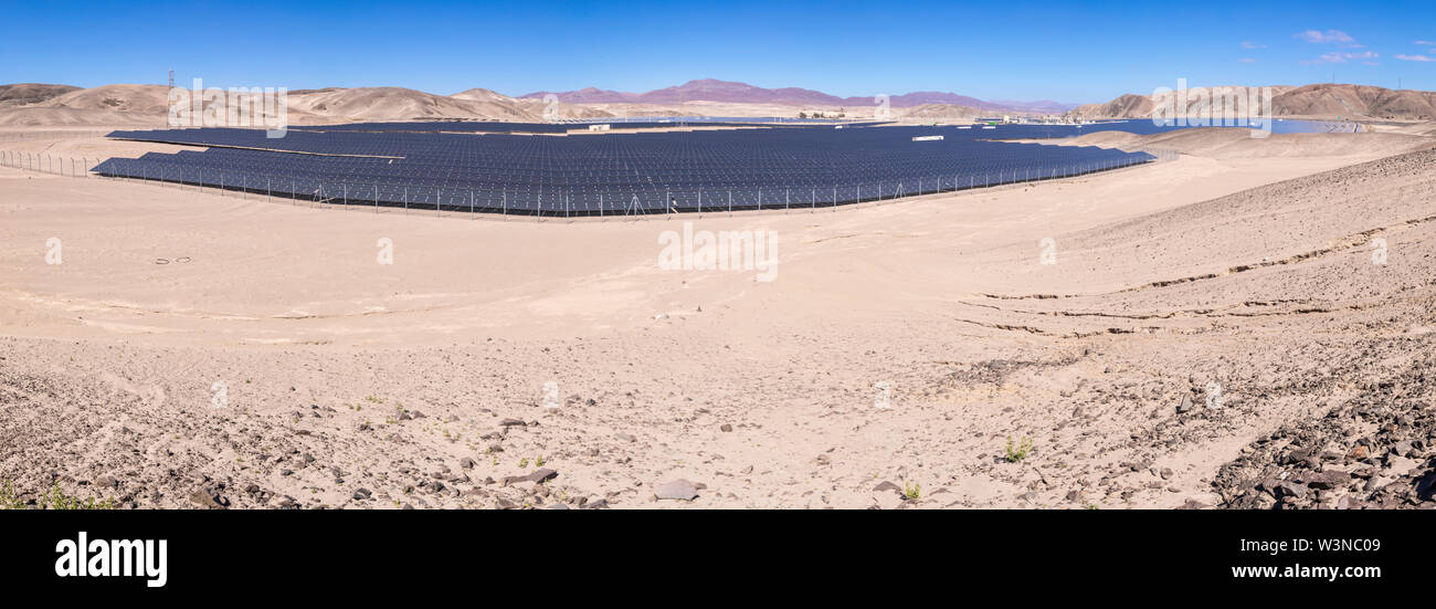 Solar power in chile hi-res stock photography and images - Alamy