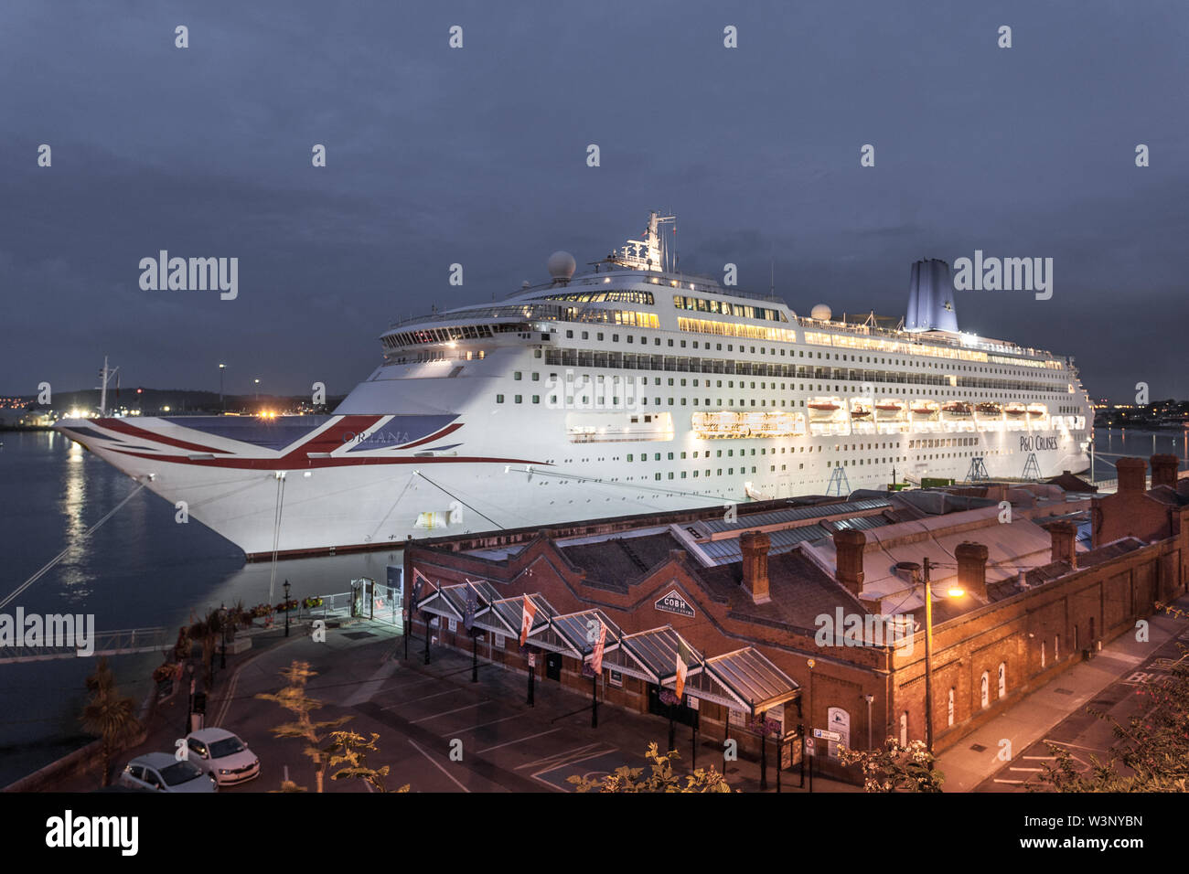 Cobh, Cork, Ireland. 17th July, 2019. P&O Cruise ship Oriana with 1,800 passengers docked at the deep water berth during a overnight stay in Cobh, Co. Cork, Ireland. Credit: David Creedon/Alamy Live News Stock Photo