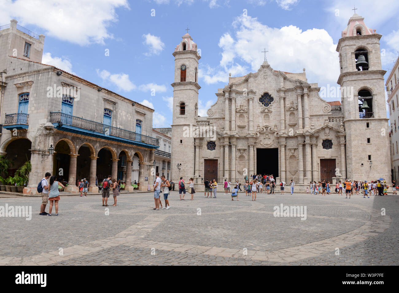San cristobal de la habana hires stock photography and images Alamy