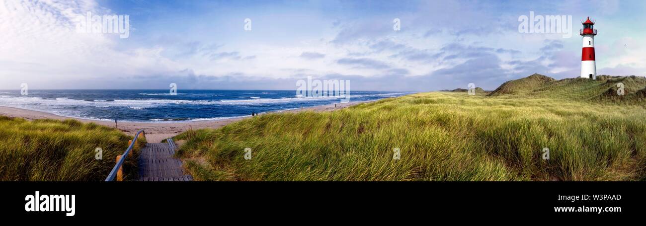 Lighthouse List-Ost with dune grass, elbow, Sylt, North Frisian Island, North Sea, North Friesland, Schleswig-Holstein, Germany Stock Photo