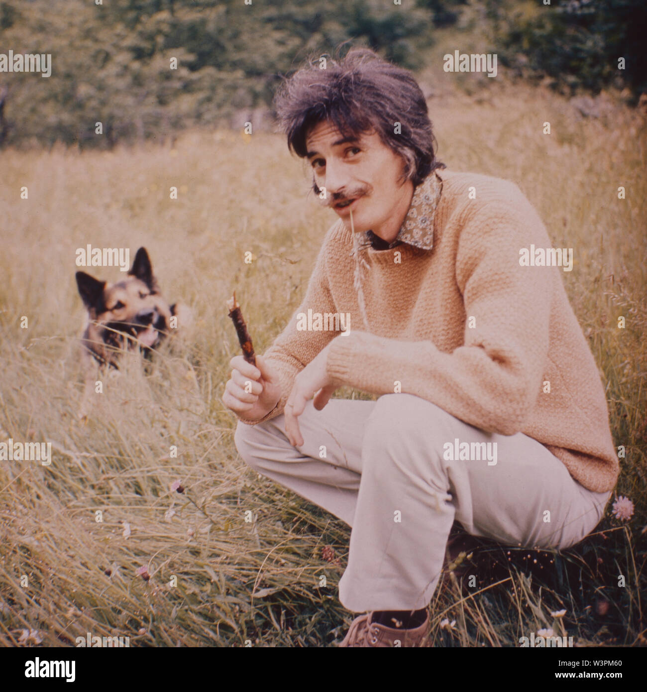 Jean Ferrat, französischer Sänger und Komponist, Frankreuch ca. 1978. French singer and composer Jean Ferrat, France ca. 1978. Stock Photo