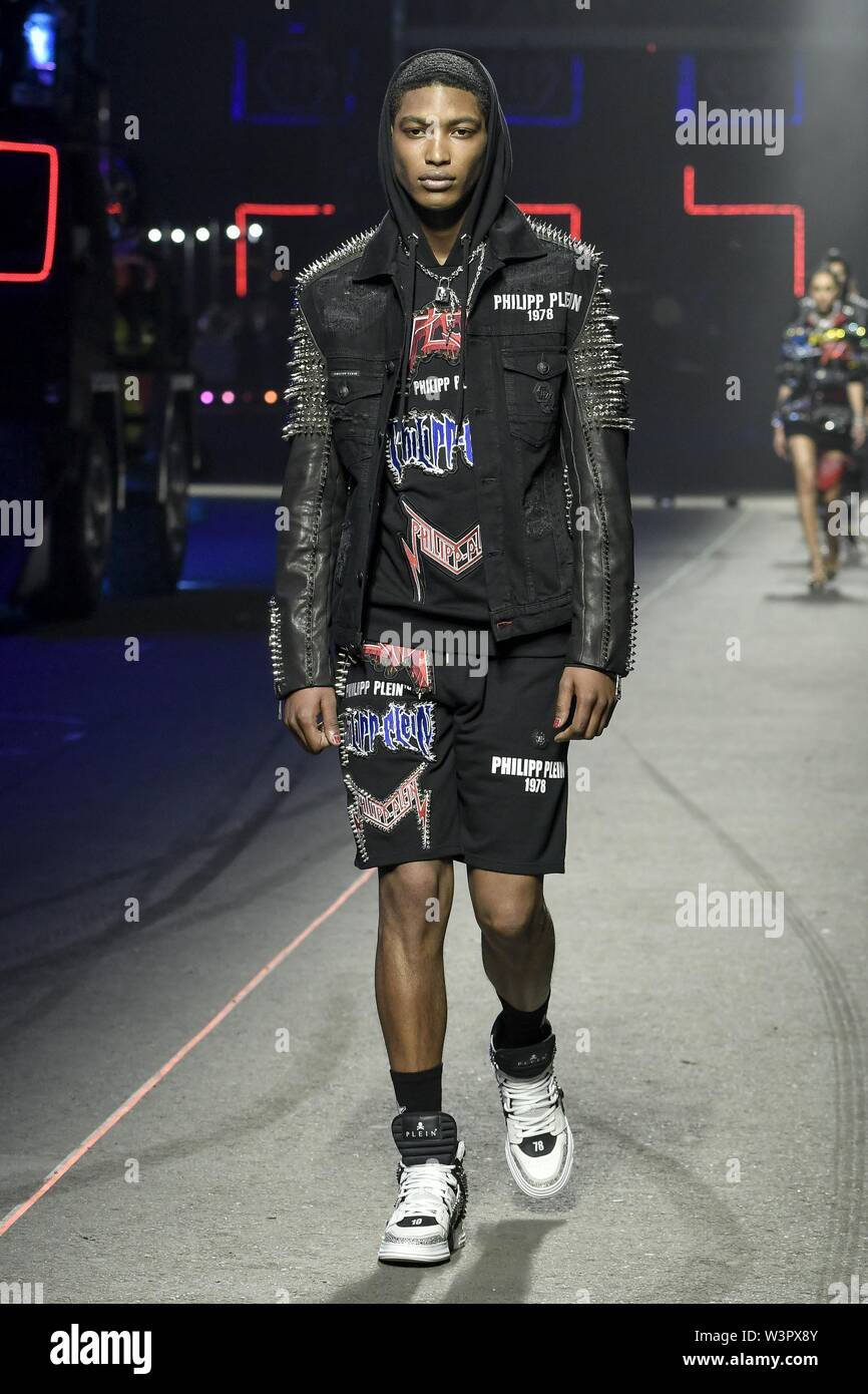 Milan Fashion Week Menswear Spring/Summer 2020 - Philipp Plein - Catwalk  Featuring: model Where: Milan, Lombardy, Italy