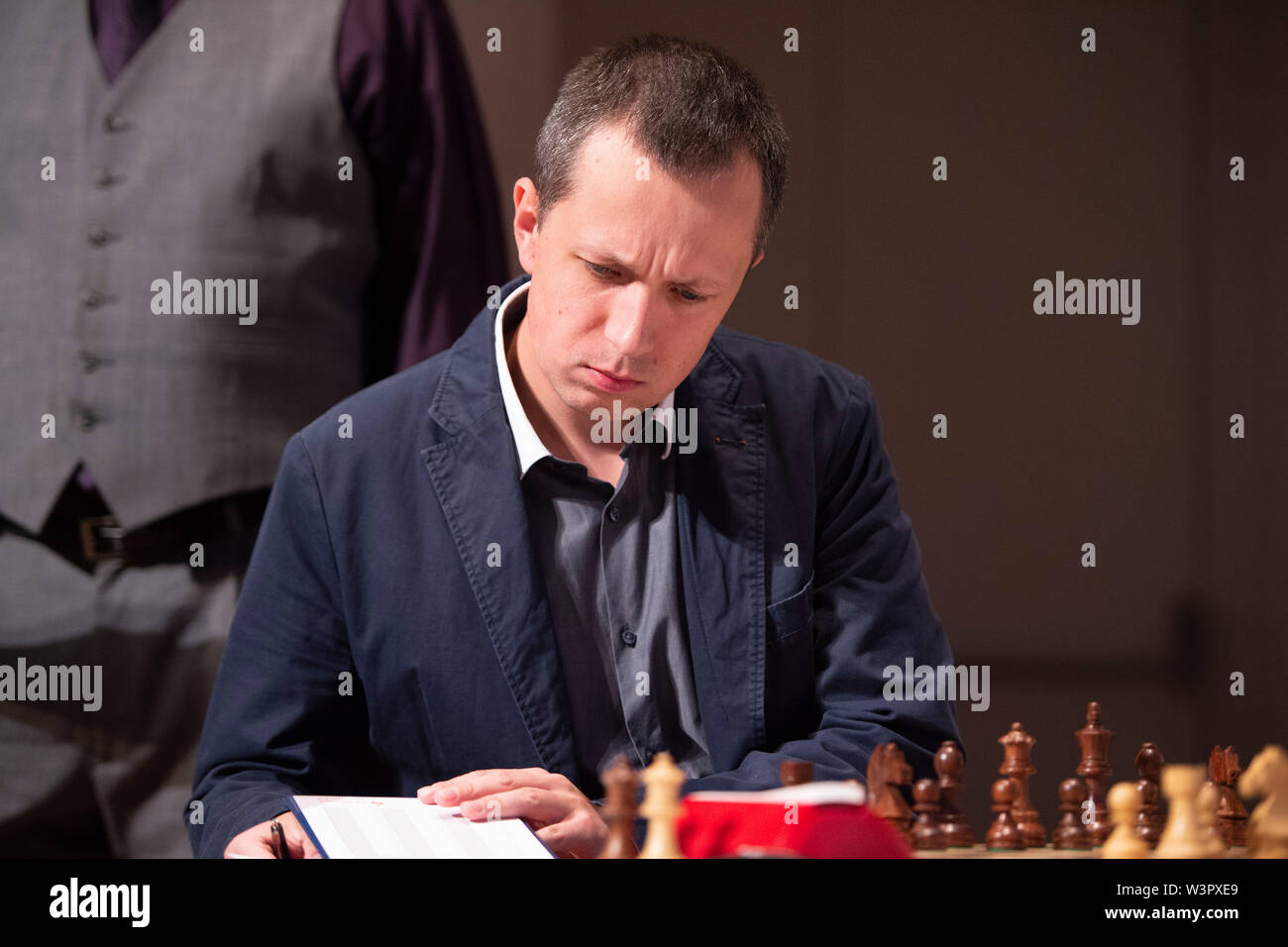 Ian NEPOMNIACHTCHI, RUS, Russia, Russian Federation, left Leinier DOMINGUEZ  PEREZ, USA, United States of America, match: Leinier Dominguez - Ian  Nepomniachtchi Third matchday of the Sparkassen Chess-Meeting 2019 on  16.07.2019 in Dortmund