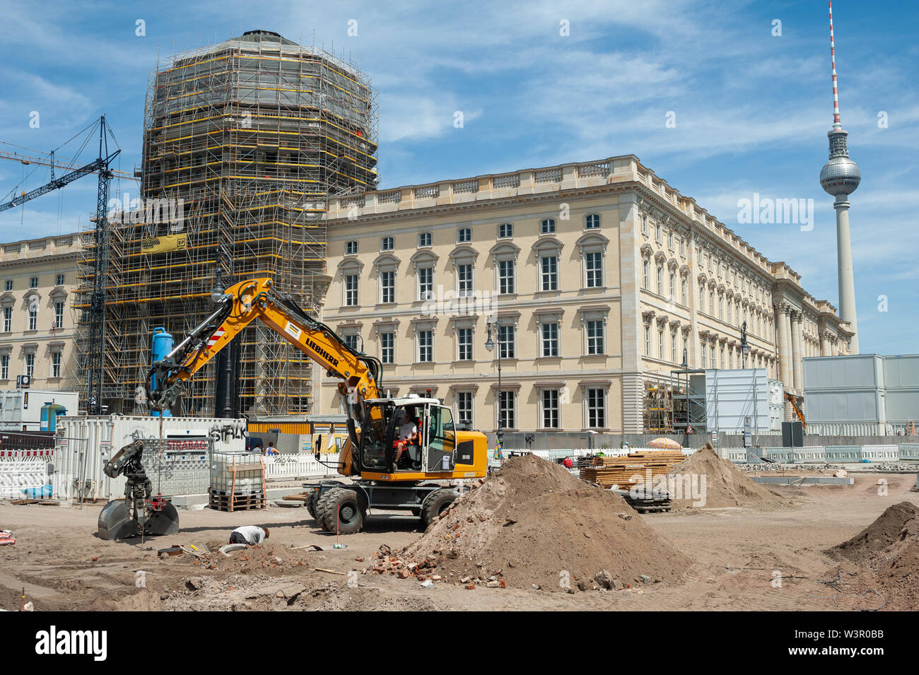 25.06.2019, Berlin, Germany, Europe - Construction site of the Berlin City Palace with the Humboldt Forum at Schlossplatz on Museum Island in Mitte. Stock Photo