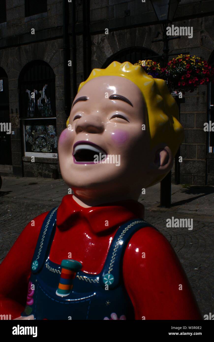 Dundee oor wullie statue hires stock photography and images Alamy
