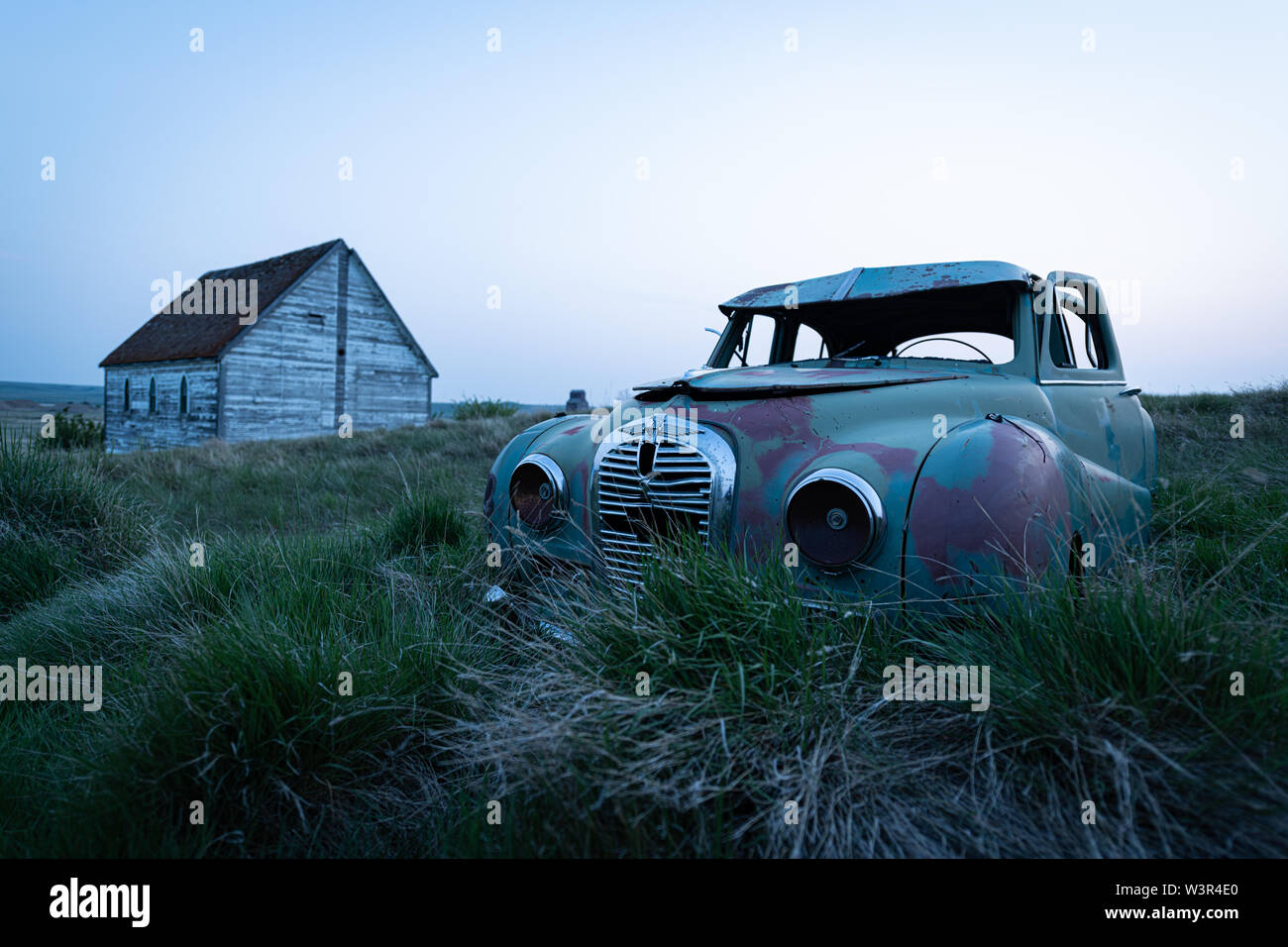 Car rust abandoned hi-res stock photography and images - Alamy