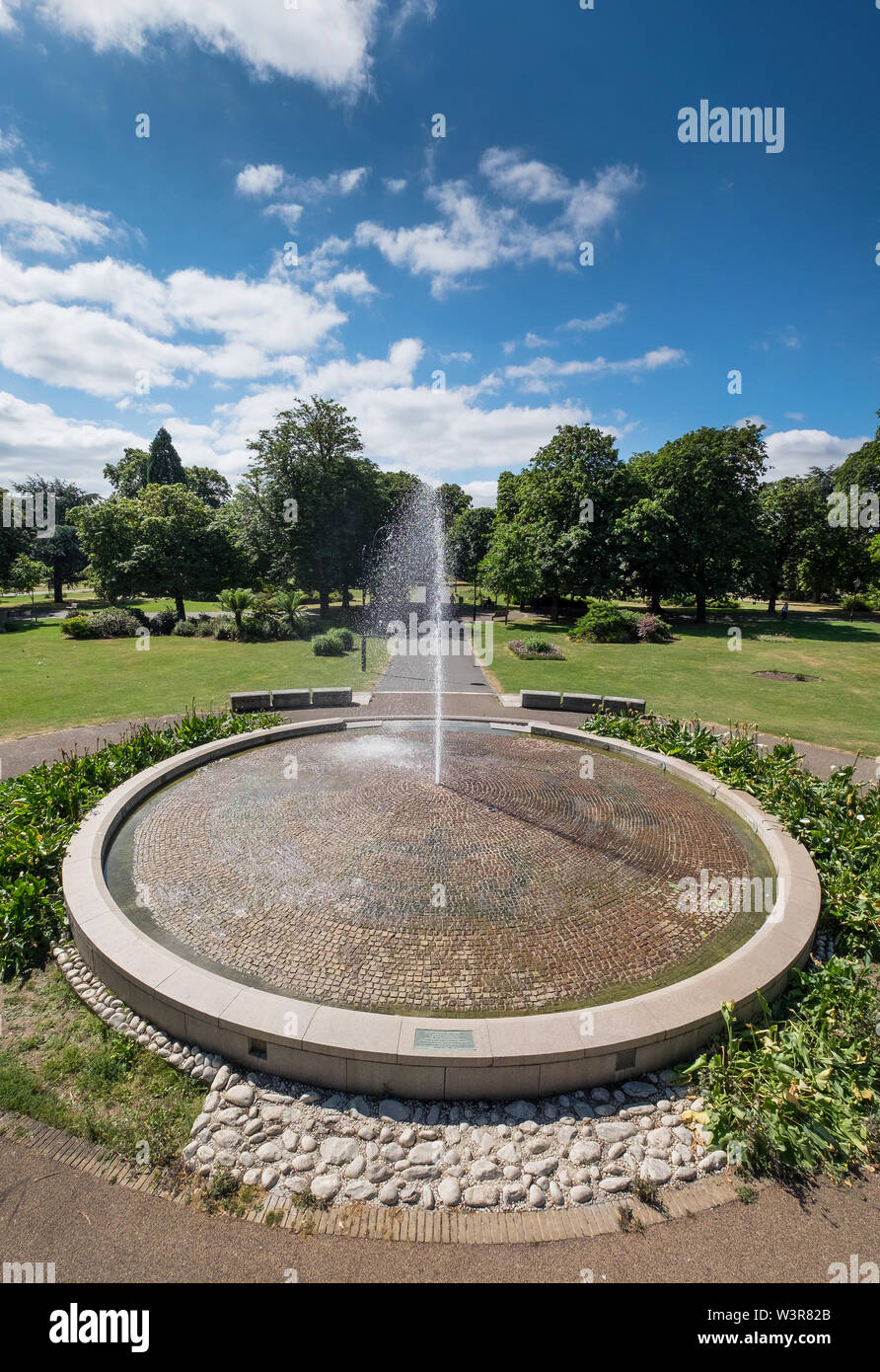 The Queen's Peace Fountain in Andrews Park, Southampton, Hampshire, UK Stock Photo