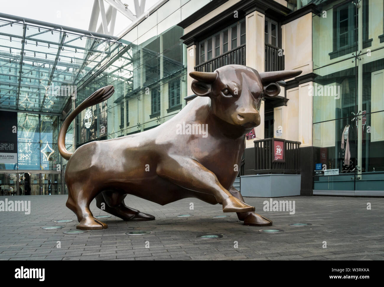 Statue of a bronze bull in the city of Birmingham, UK Stock Photo - Alamy