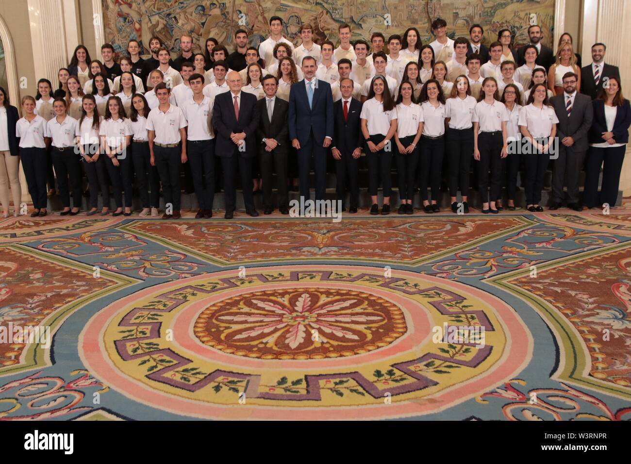 Madrid, Spain; 07/17/2019.Felipe VI King of Spain receives in a real audience the students participating in the XIV edition of the 'Becas Europa' program of the Francisco de Vitoria University, at Zarzuela Palace Photo: Juan Carlos Rojas / Picture Alliance | usage worldwide Stock Photo