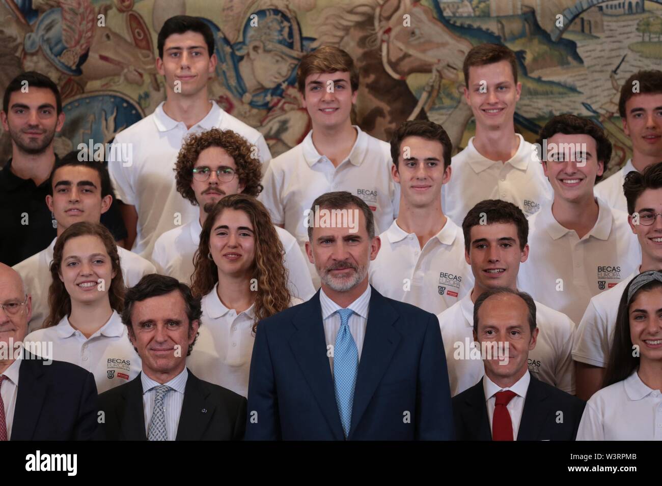 Madrid, Spain. 17th July, 2019. Madrid, Spain; 07/17/2019.Felipe VI King of Spain receives in a real audience the students participating in the XIV edition of the 'Becas Europa' program of the Francisco de Vitoria University, at Zarzuela Palace Credit: Juan Carlos Rojas/Picture Alliance | usage worldwide/dpa/Alamy Live News Stock Photo