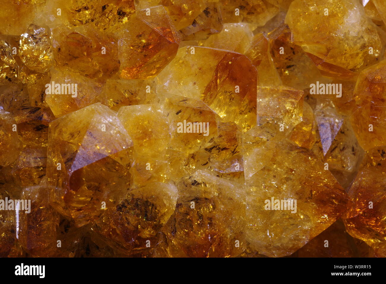 Red hexagonal crystals hi-res stock photography and images - Alamy