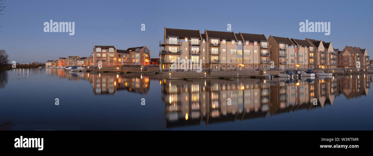 Blue water residence hires stock photography and images Alamy