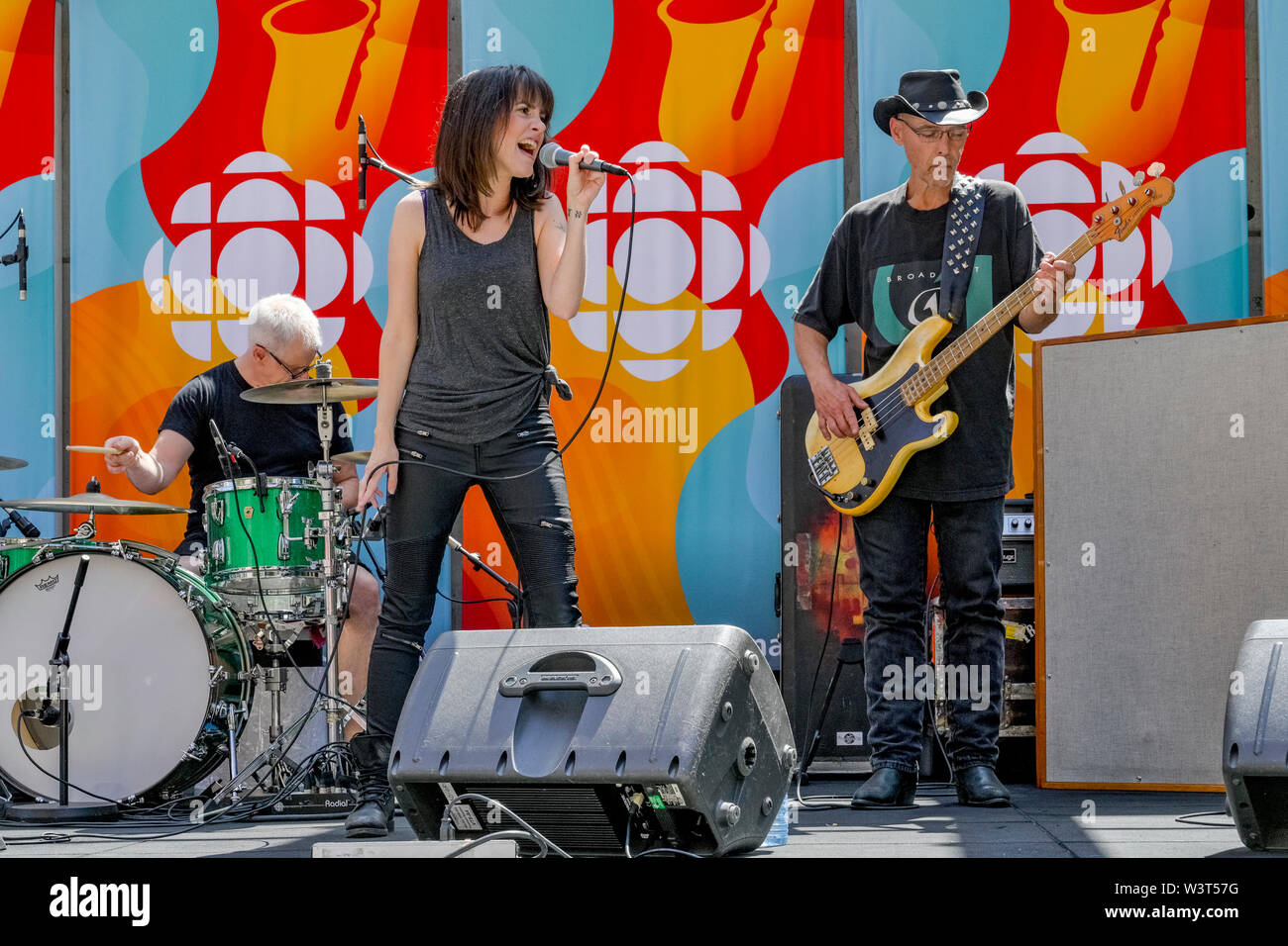 Country Rock band TrailerHawk play at CBC Musical Nooners, Vancouver, British Columbia, Canada Stock Photo