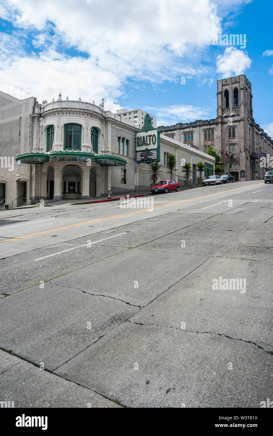 The Rialto Theater in Washington was designed by Roland E