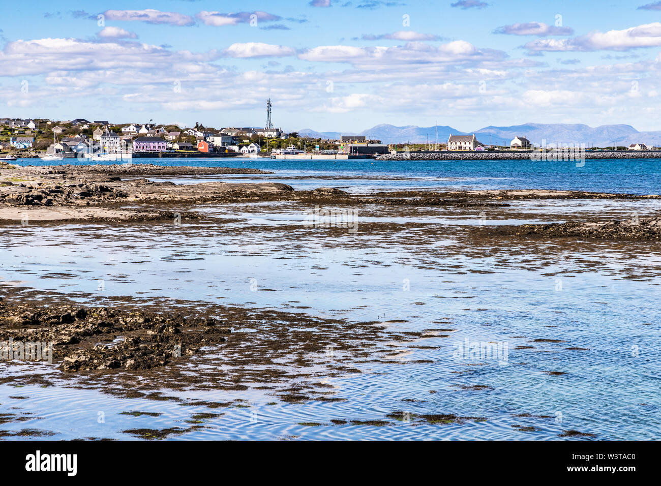 Kilronan village in Inishmore, Aran Islands, Ireland Stock Photo Alamy