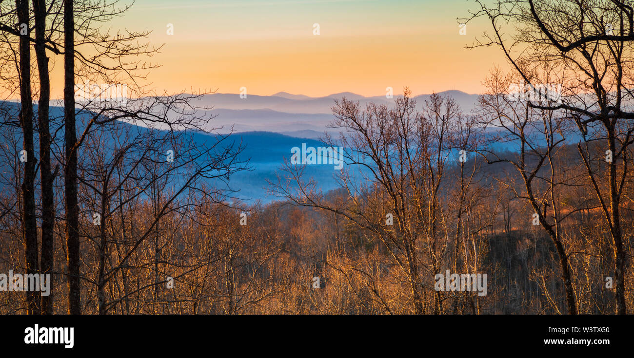 Early morning view  of the Blue Ridge Mountains from Table Rock Overlook on the Blue Ridge Parkway, North Carolina, USA. The Blue Ridge Parkway is a N Stock Photo