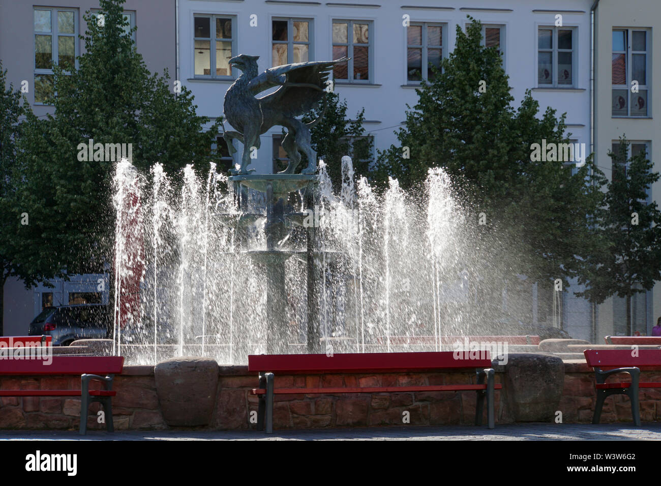 Greifenbrunnen auf dem Marktplatz, Hansestadt Anklam, Mecklenburg-Vorpommern, Deutschland Stock Photo