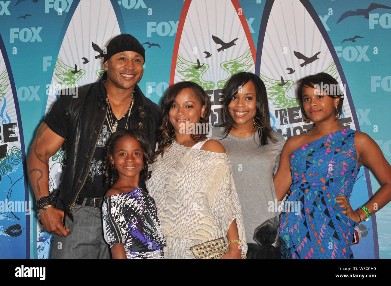 LOS ANGELES, CA. August 08, 2010: LL Cool J & family at the 2010 Teen ...