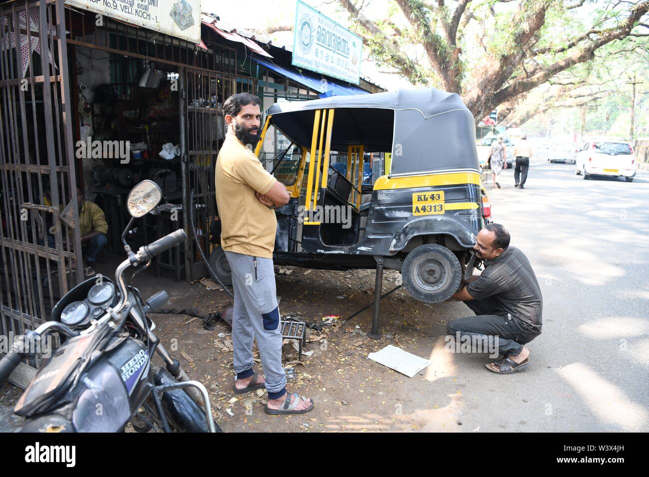 Laundry Shop High Resolution Stock Photography and Images Alamy