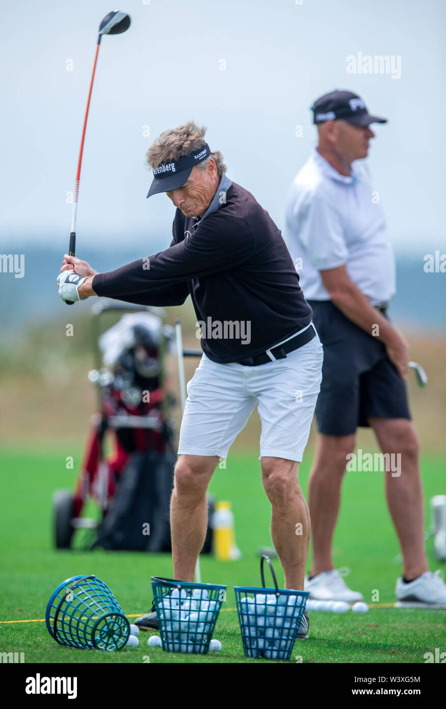 us champions tour golf