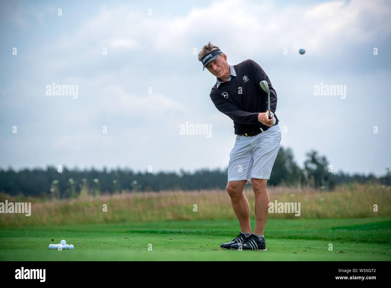 us champions tour golf