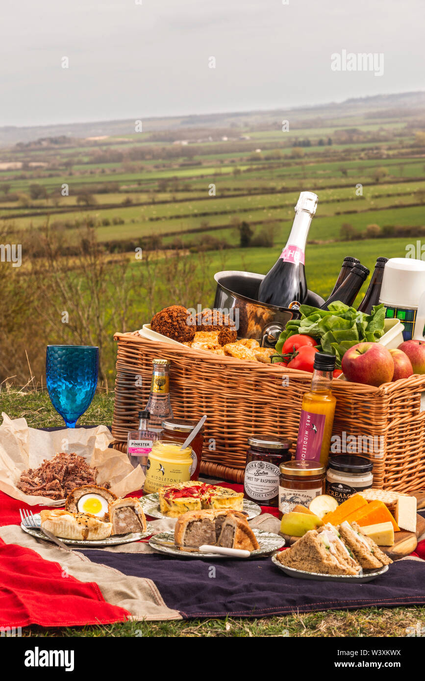 Countryside picnic UK Stock Photo Alamy