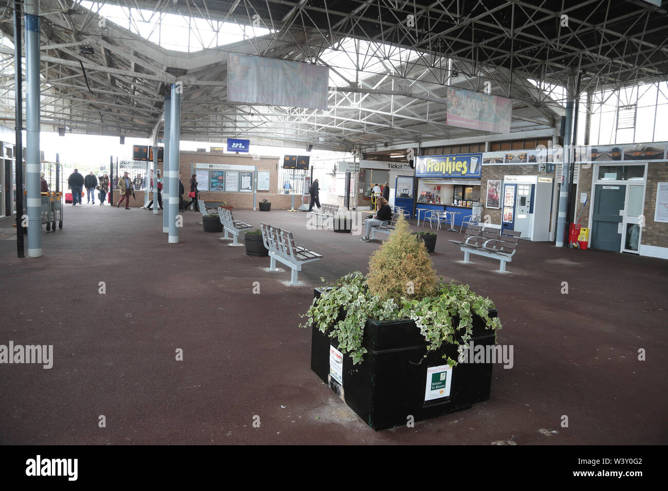 Great Yarmouth Railway Station Stock Photo Alamy