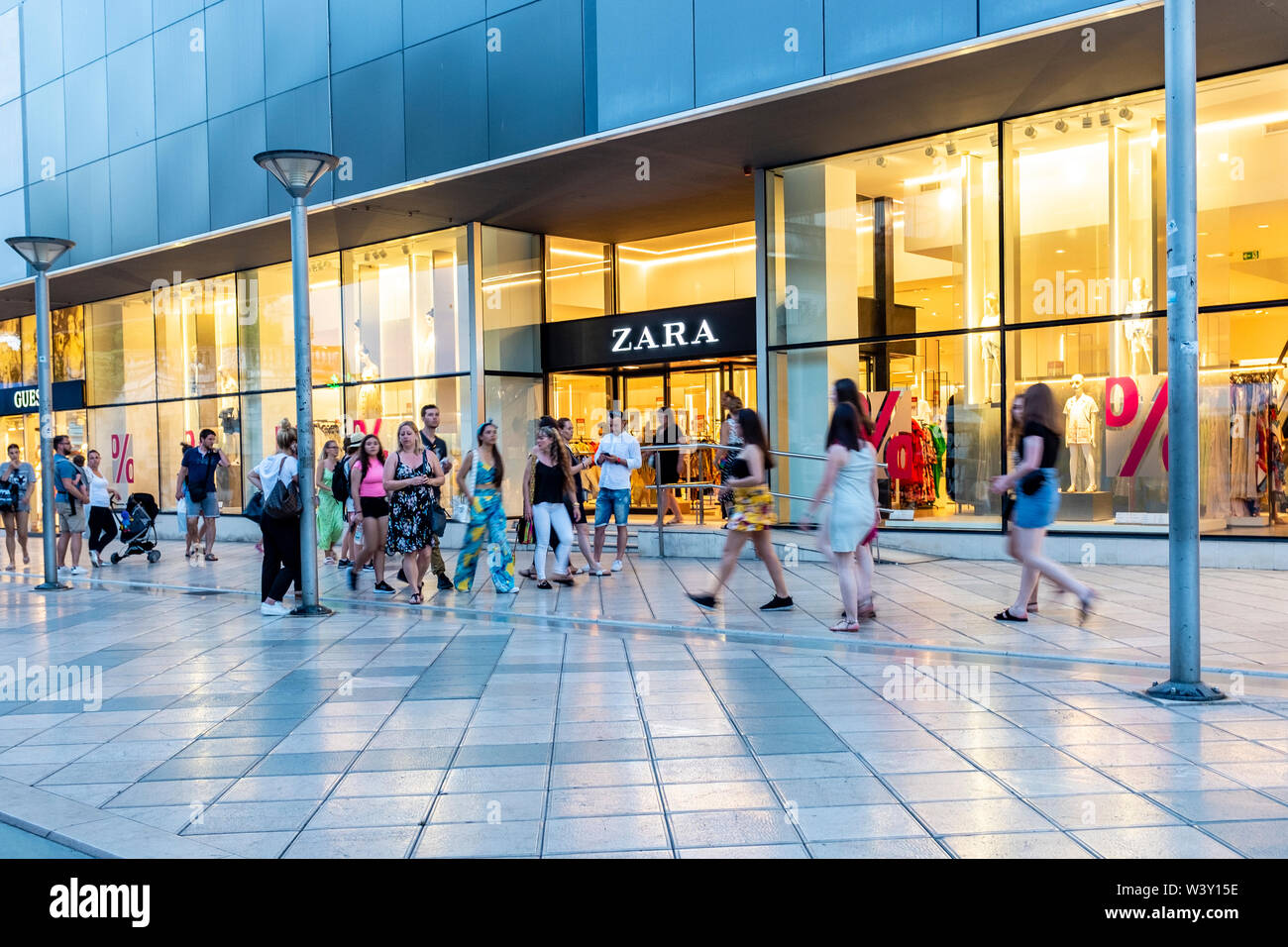 Shoppers outside the Zara store in Split Croatia Stock Photo - Alamy