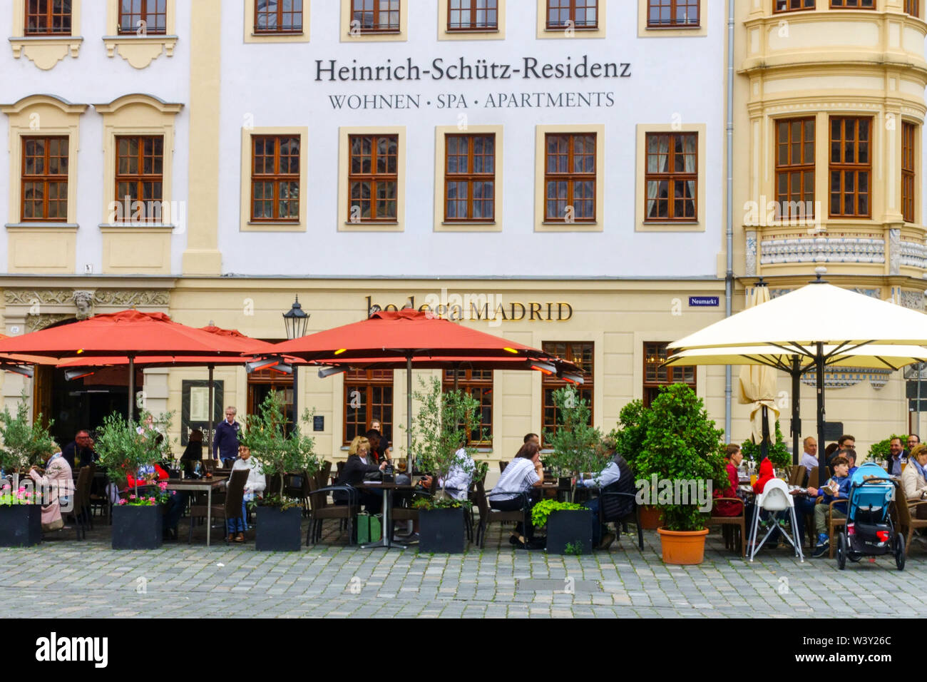 People Outside Bar Dresden Restaurant On Neumarkt Square In Tapas Bar Bodega Madrid Germany Stock Photo Alamy