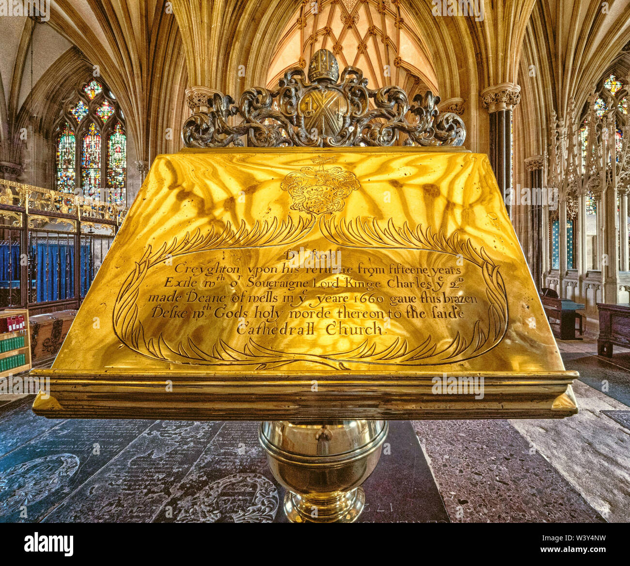 Brass lectern in Wells Catherdral Somerset UK donated by Robert Creyghton (Crighton) Dean of Wells from 1660 Stock Photo