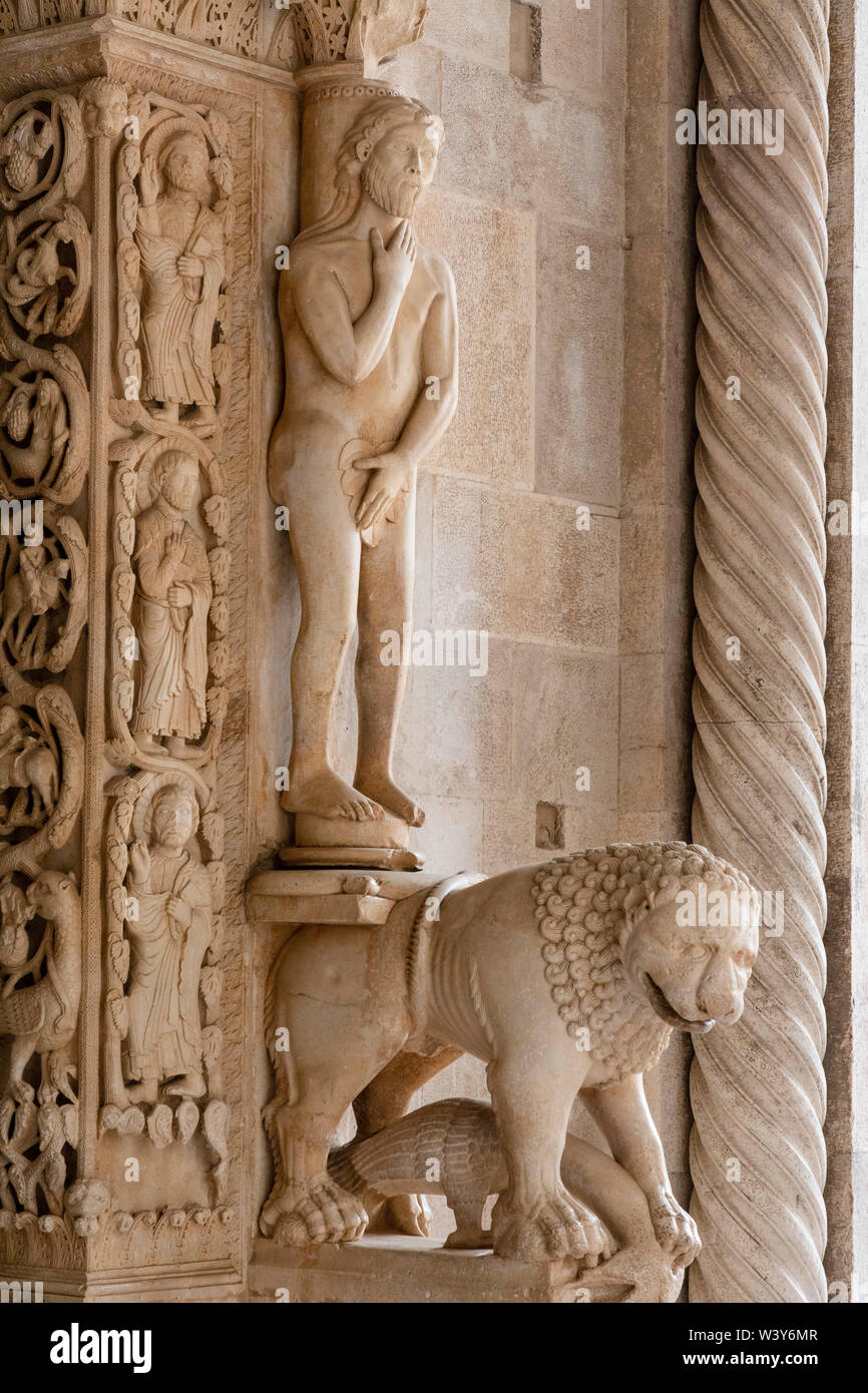 The Cathedral of St. Lawrence, Trogir, Dalmatian Coast, Croatia, Europe Stock Photo