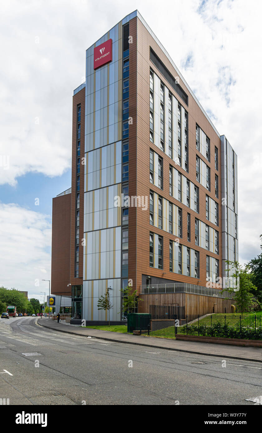 Student glasgow hires stock photography and images Alamy