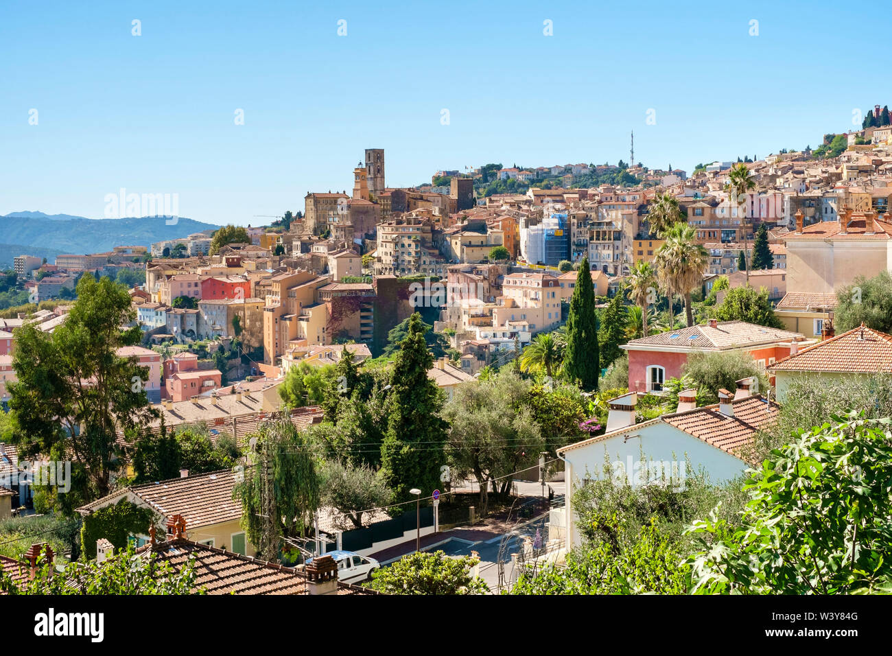View of hilltop city of Grasse, Alpes-Maritimes, Provence-Alpes-Cote d'Azur,  France Stock Photo - Alamy