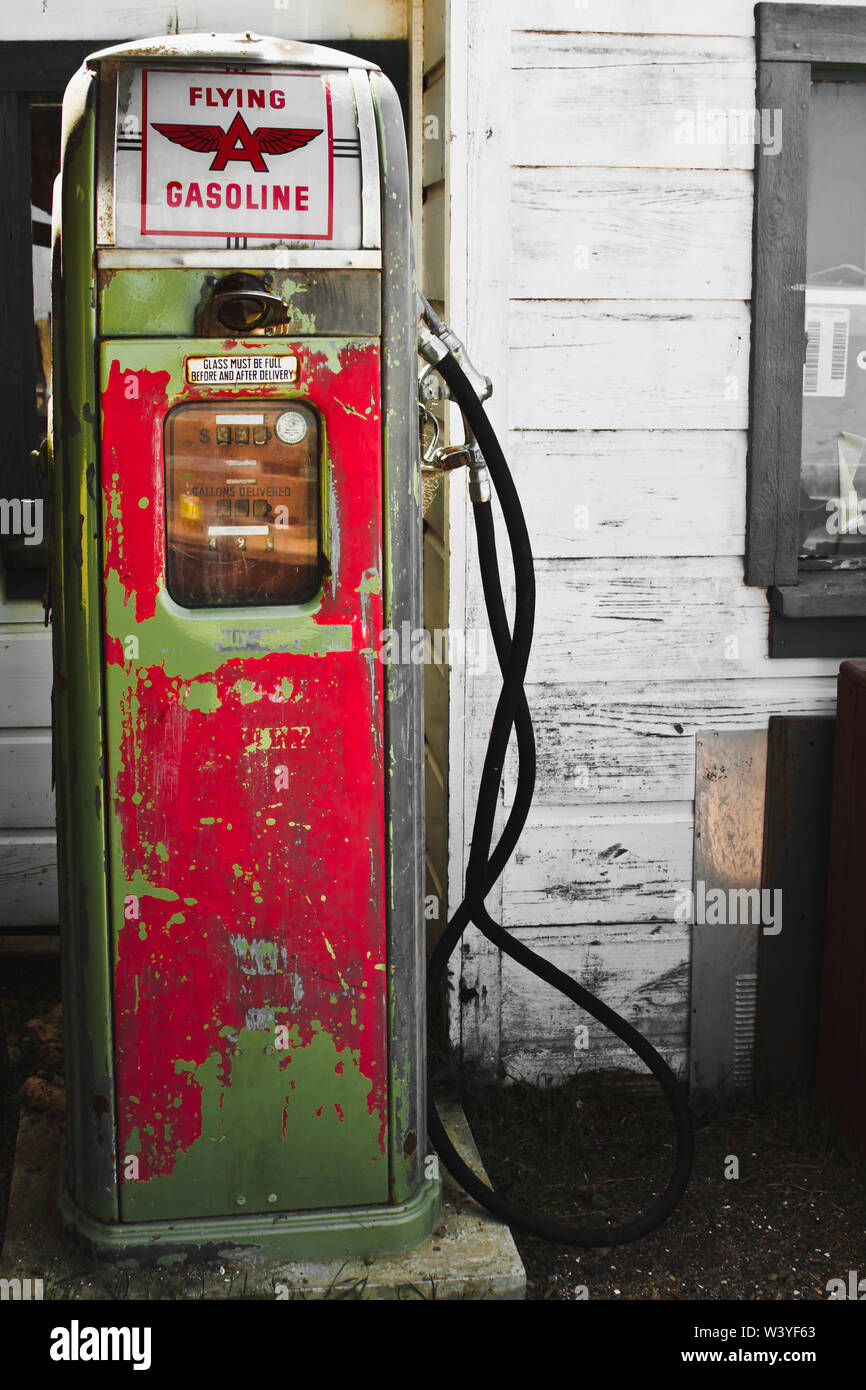 Old gas meter hires stock photography and images Alamy