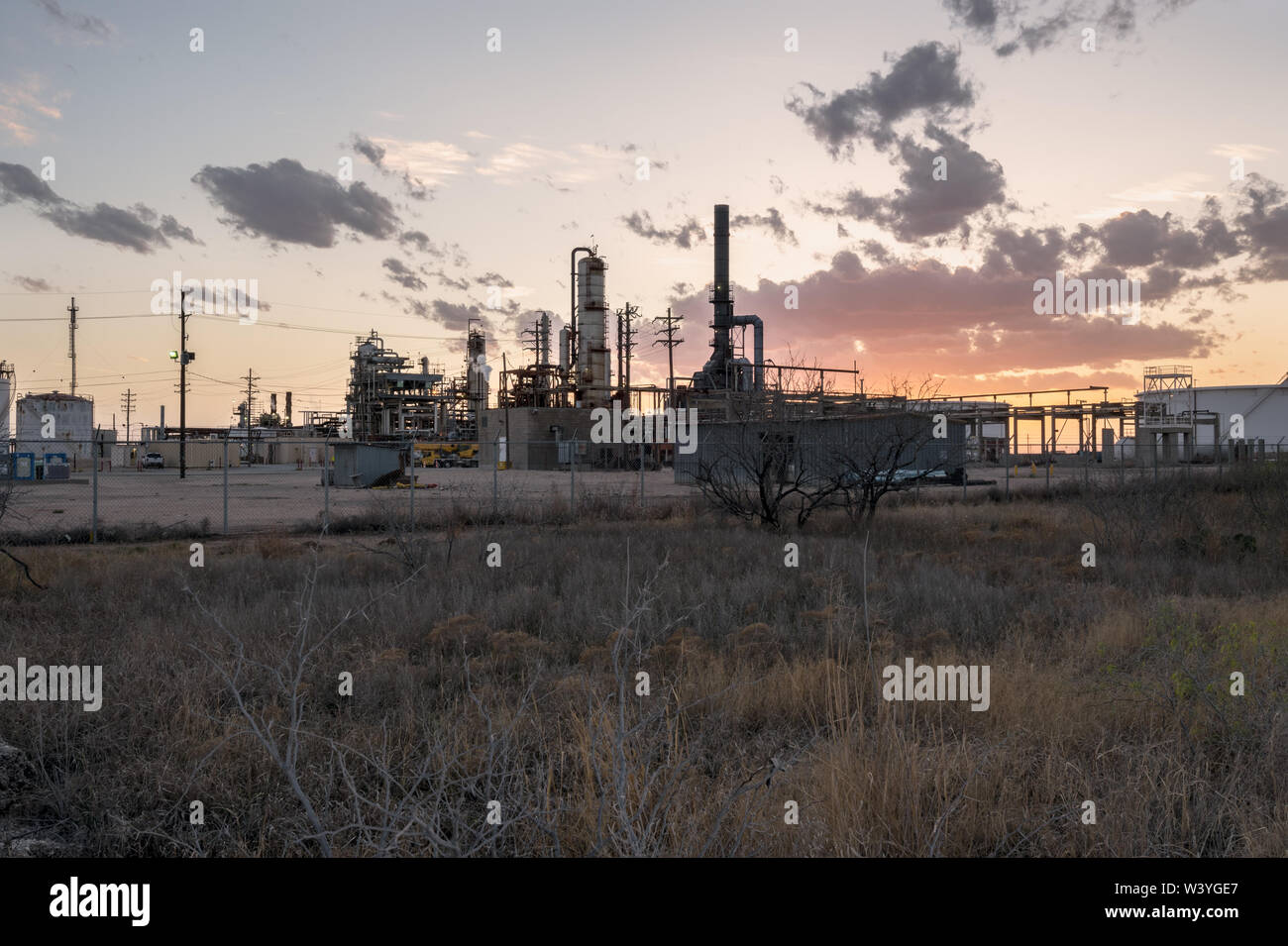 Petrochemical plant mexico hires stock photography and images Alamy