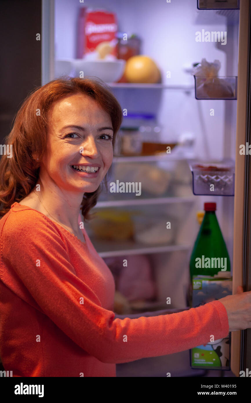 Refrigerator Door Open High Resolution Stock Photography And Images Alamy
