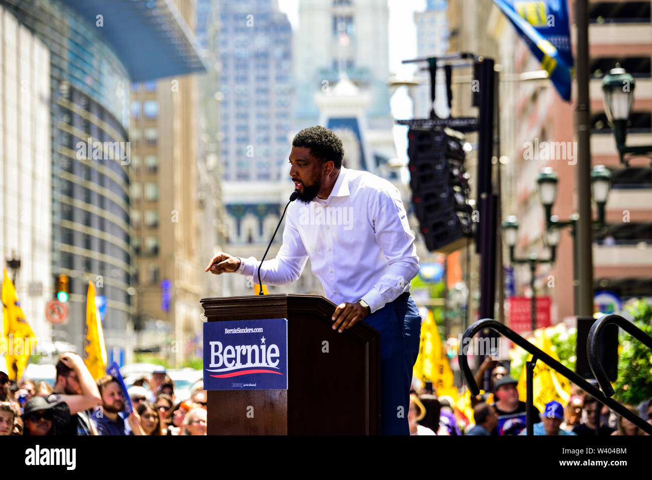 Philadelphia, Pennsylvania / USA. Executive Vice-President for 1199C, National Union for Hospital and Healthcare Employees, Chris Woods, speaks at Hahnemann University Hospital ahead of Senator Bernie Sanders. July 15, 2019. Photo Credit: Chris Baker Evens. Stock Photo