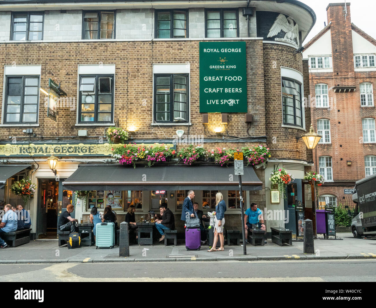 Royal George Pub near Euston Station, London Stock Photo
