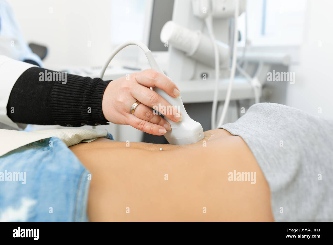Preparing ultrasonography hi-res stock photography and images - Alamy