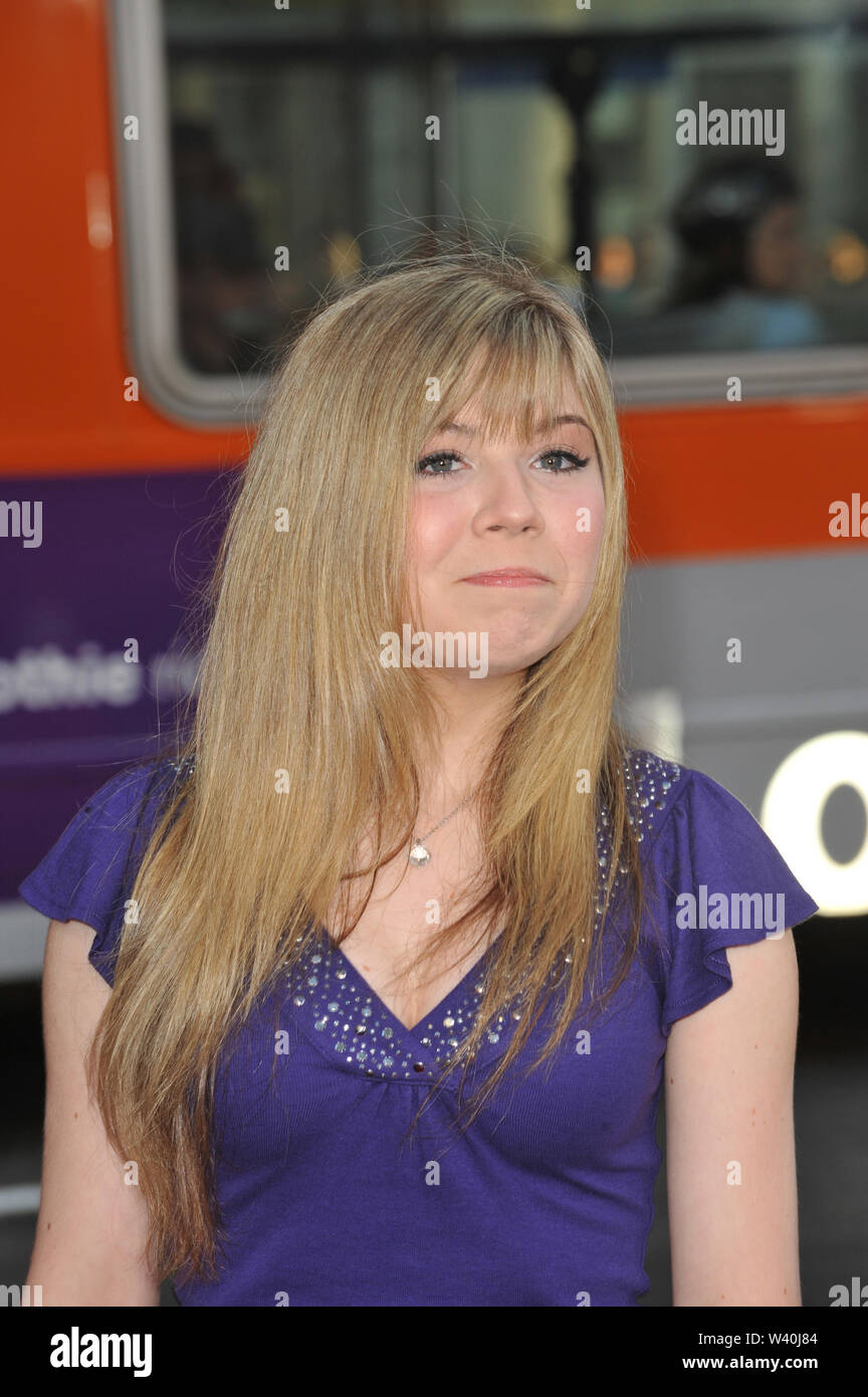 LOS ANGELES, CA. July 28, 2010: 'iCarly' star Jennette McCurdy at the world premiere of 'Scott Pilgrim vs. The World' at Grauman's Chinese Theatre, Hollywood. © 2010 Paul Smith / Featureflash Stock Photo