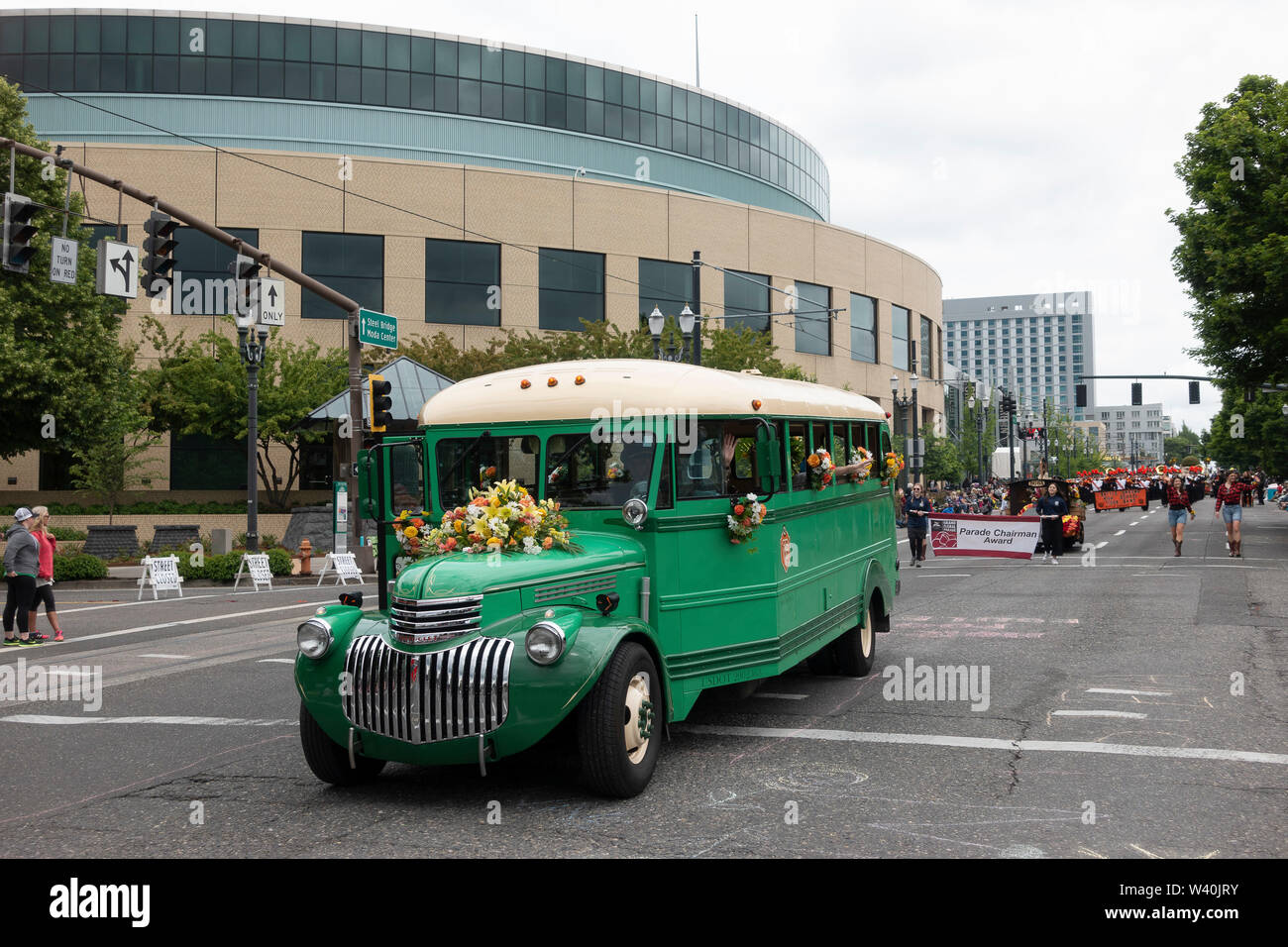 Vintage tour bus in Rose Festival Parade in Portland Stock Photo