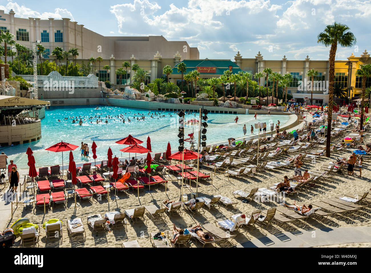 Mandalay bay casino pool hi-res stock photography and images - Alamy