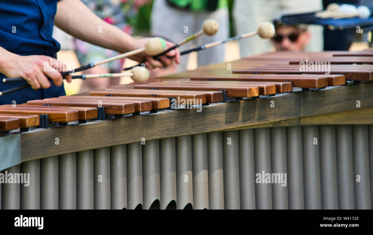 Marimba musicians playing music hi-res stock photography and images - Alamy